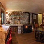 Torre Del Grifone Nel Medioevo Di Cividale Del Friuli Tatil Evi *