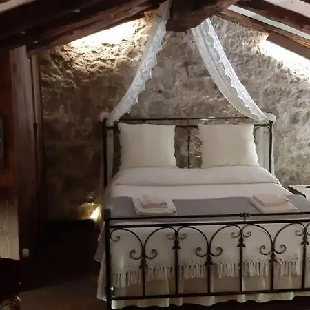 Torre Del Grifone Nel Medioevo Di Cividale Del Friuli 度假居 Faedis