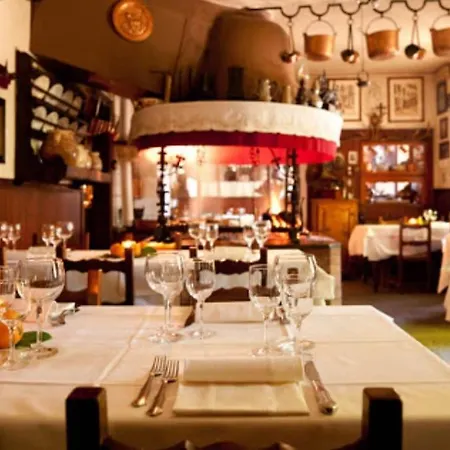 Torre Del Grifone Nel Medioevo Di Cividale Del Friuli