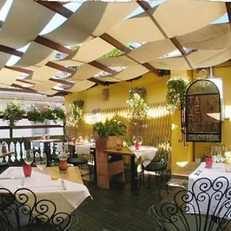 Torre Del Grifone Nel Medioevo Di Cividale Del Friuli * Faedis