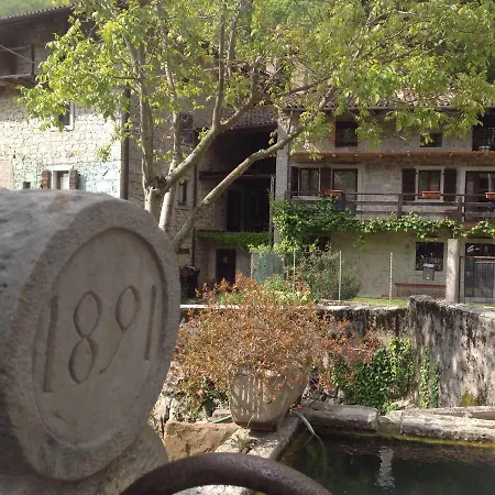 Torre Del Grifone Nel Medioevo Di Cividale Del Friuli 度假居 Faedis